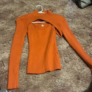 Pretty garden orange top size small